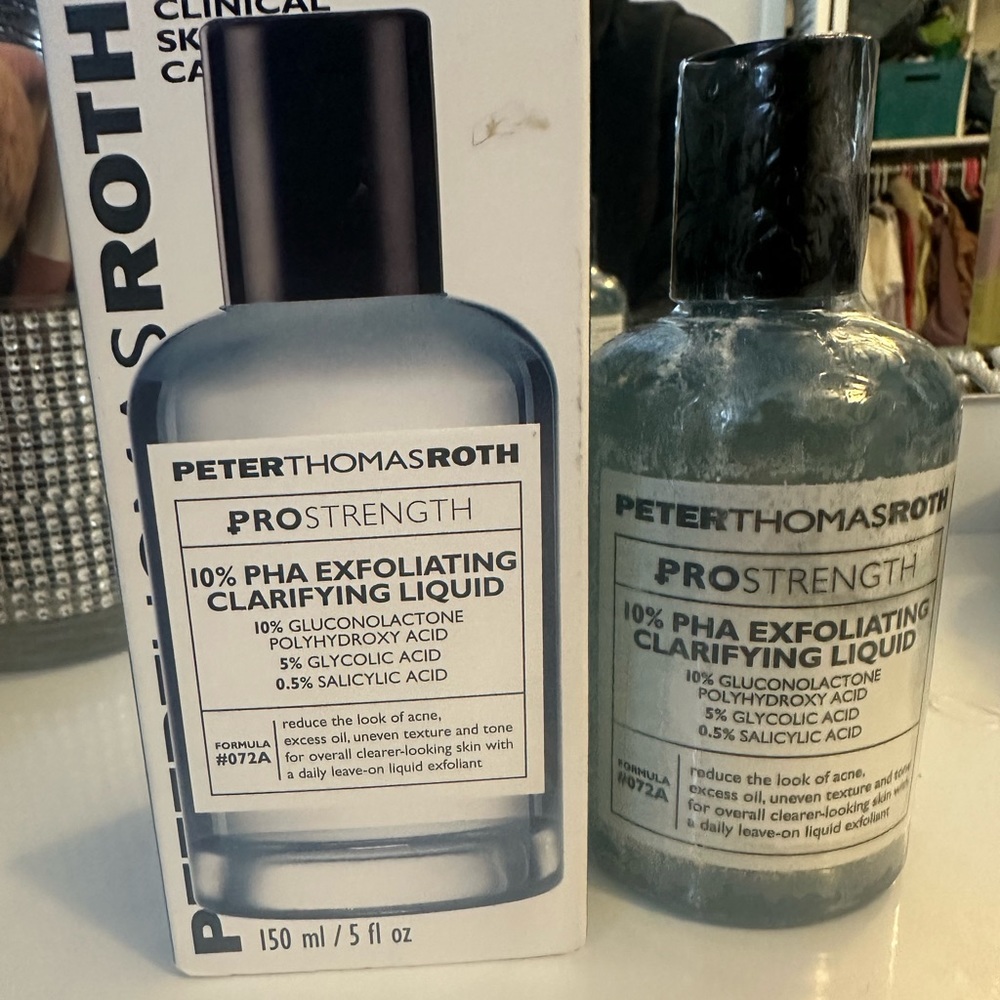 Peter Thomas Roth 10% PHA Exfoliating Clarifying Liquid